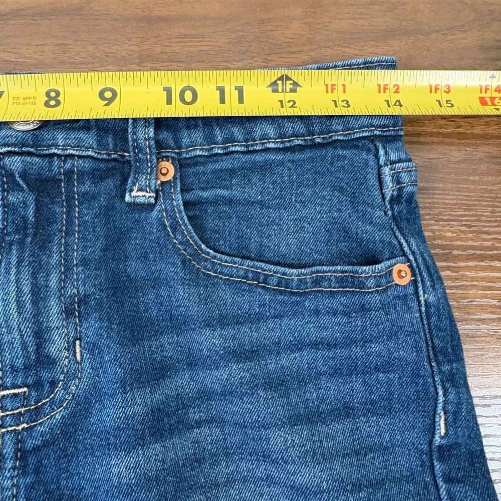 GAP Bermuda Shorts Womens 0 Blue Dark Wash Stretch Denim 11 Inch Inseam Indie